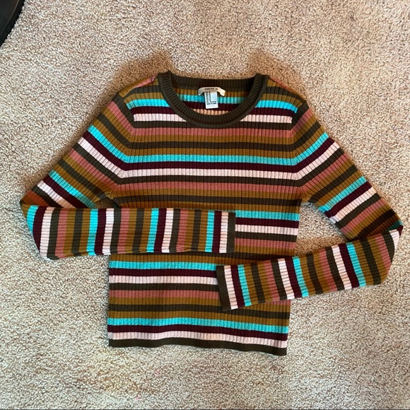 Forever 21 Top - Picture 3 of 4